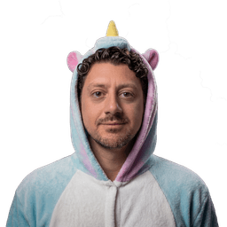 Hi I'm Berkay.